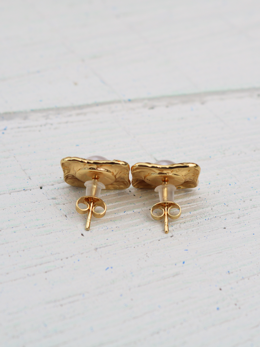Gold Pearl Earrings