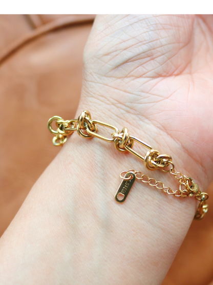 Knots Bracelet