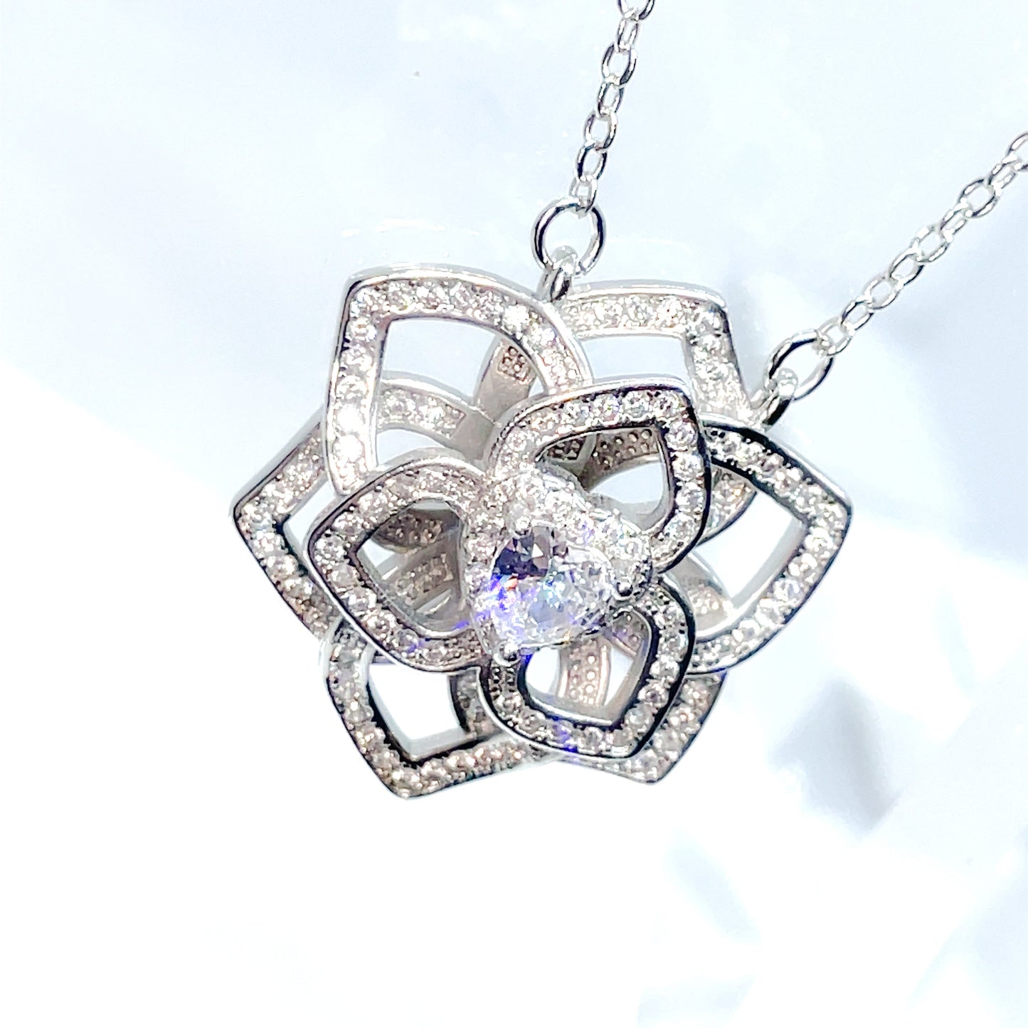 Hollow Rose Necklace