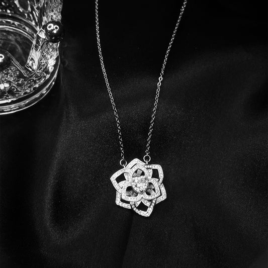 Hollow Rose Necklace
